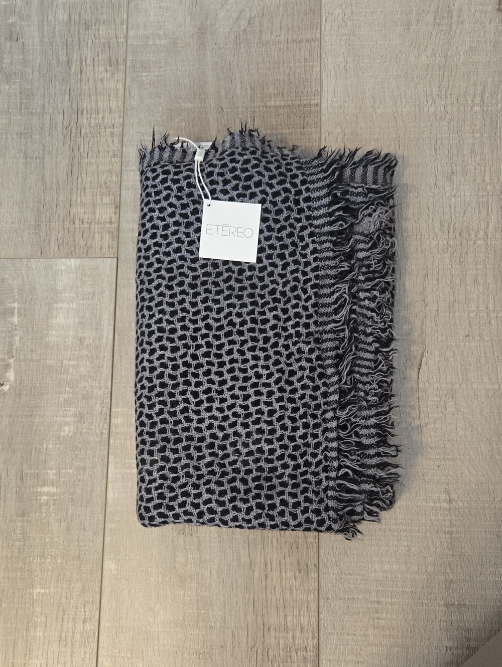 ETEREO Black & Gray Woven Fringe Blanket Scarf